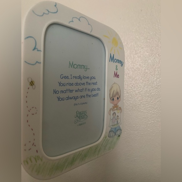 New Vintage Precious Moments by ENESCO Mommy & Me Picture Frame - Picture 5 of 5